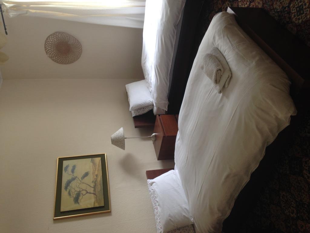 Black Lions Guest House New Ferry Buitenkant foto